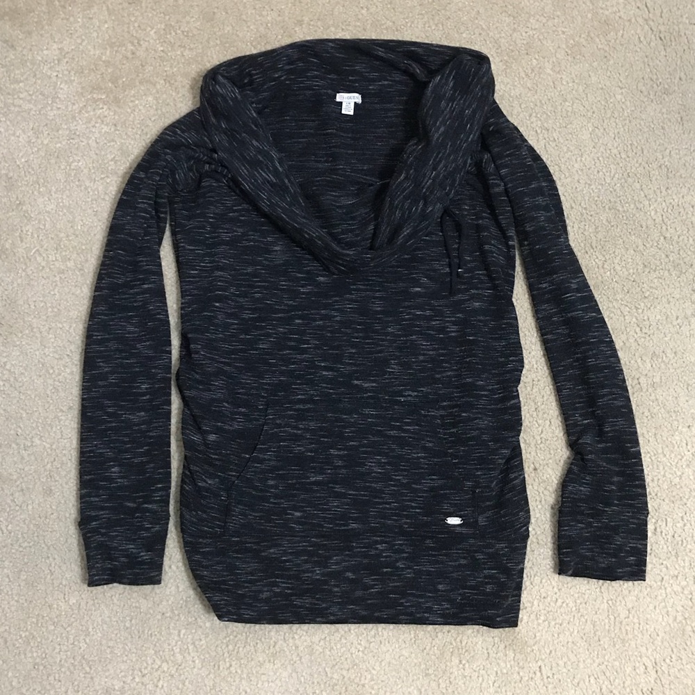GUESS sweater